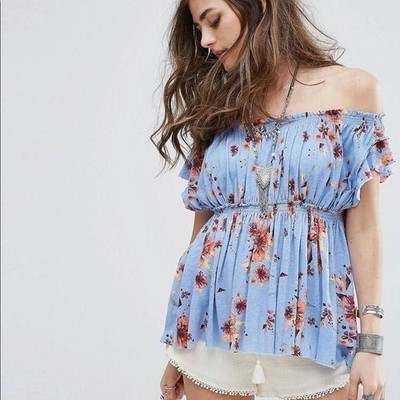 Free People We The Free Floral Print Top Womens Sz XS Smocked Blouse Boho Blue