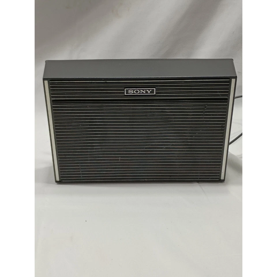 Grabadora de casete estéreo Sony TC-126 - Totalmente funcional - Incluye altavoces SS-16 Foto 2 de 4