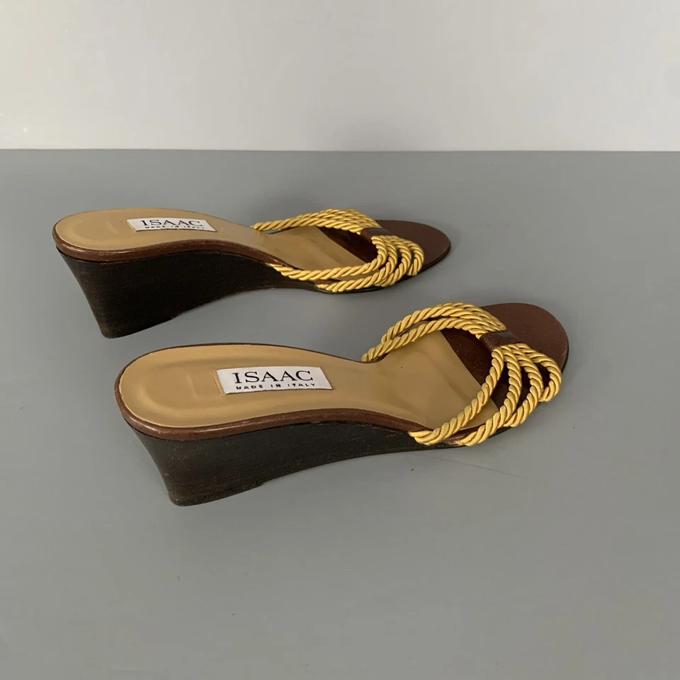 Isaac Mizrahi Woven Wedge Mule Sandal 8 Vintage Gold Celebrity Designer Italy - Image 2 of 4