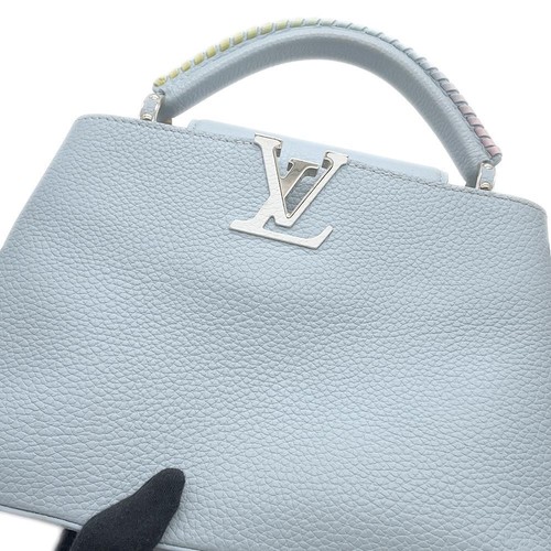 LOUIS VUITTON Capucines Size BB Taurillon Leather Light Blue - Imagen 8 de 18