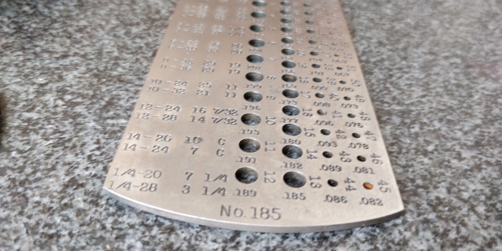 excellent Vintage Starrett No. 185 Tap Drill & Wire Gauge Scale Time