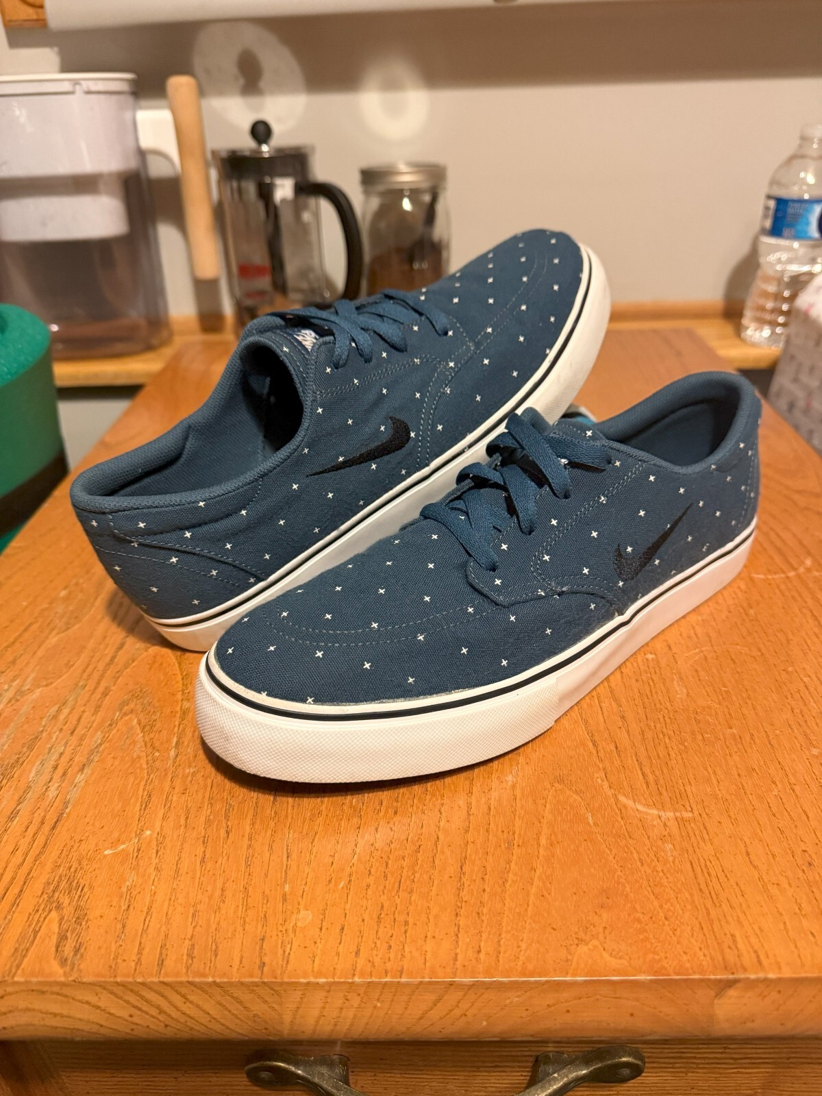 Nike SB Clutch Men Size 10 Blue Canvas Skateboard Shoes 807408-401