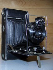 Contessa Nettle Cocarette 514/14-129 Folding Camera Trinasticmat 1:6.8 F=9cm