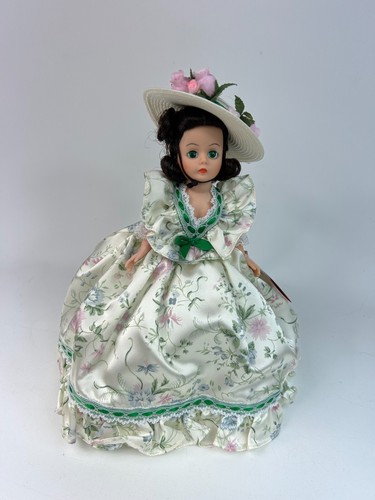 Madame Alexander Scarlett #1102 con caja original de 10" - Imagen 2 de 3