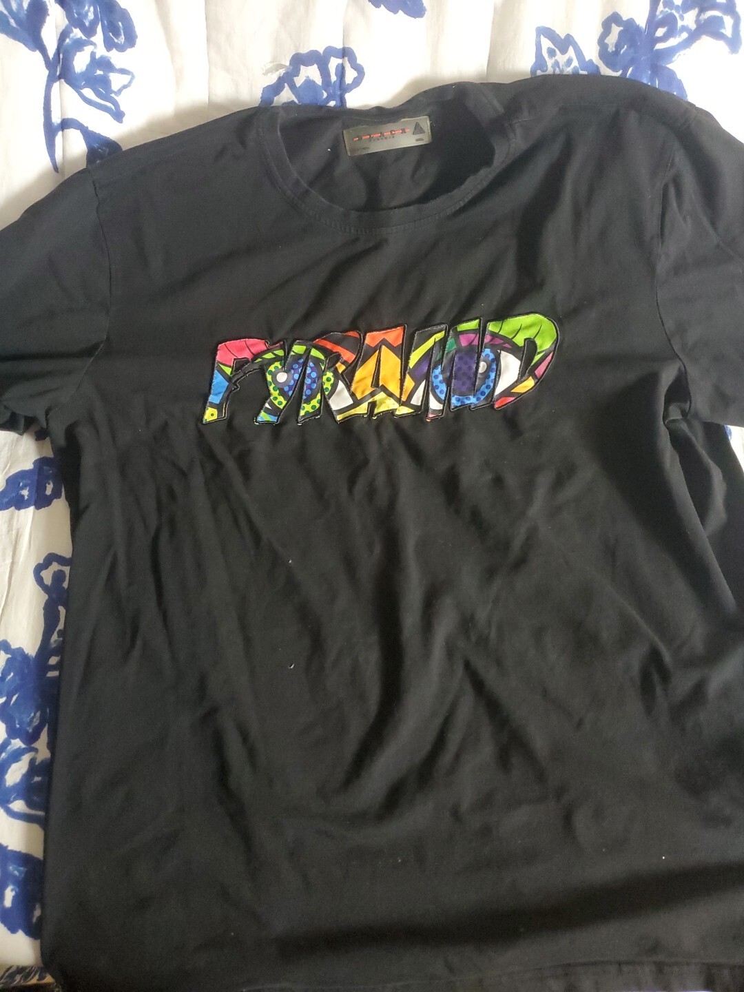 Picture 1 of 4