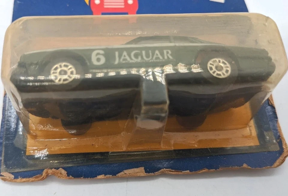 Vintage 1984 Corgi Jaguar XJ-S Green Track Car Diecast Made In Great Britain - Image 2 of 4
