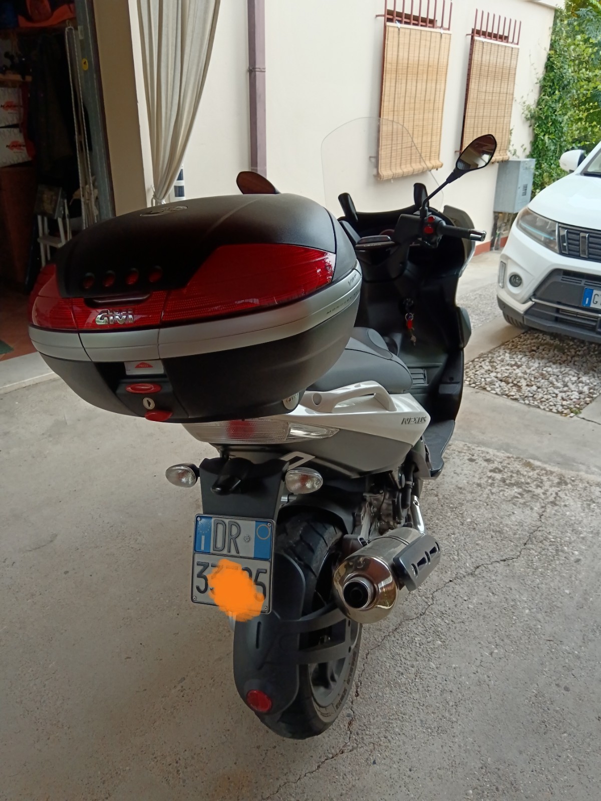 Scooter Gilera Nexus 500