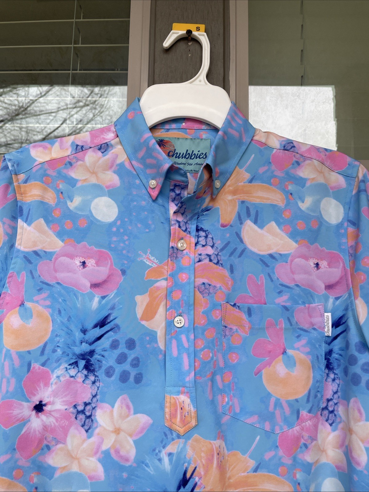 Chubbies Button Down Stretch Shirt SMALL Flowers … - image 2