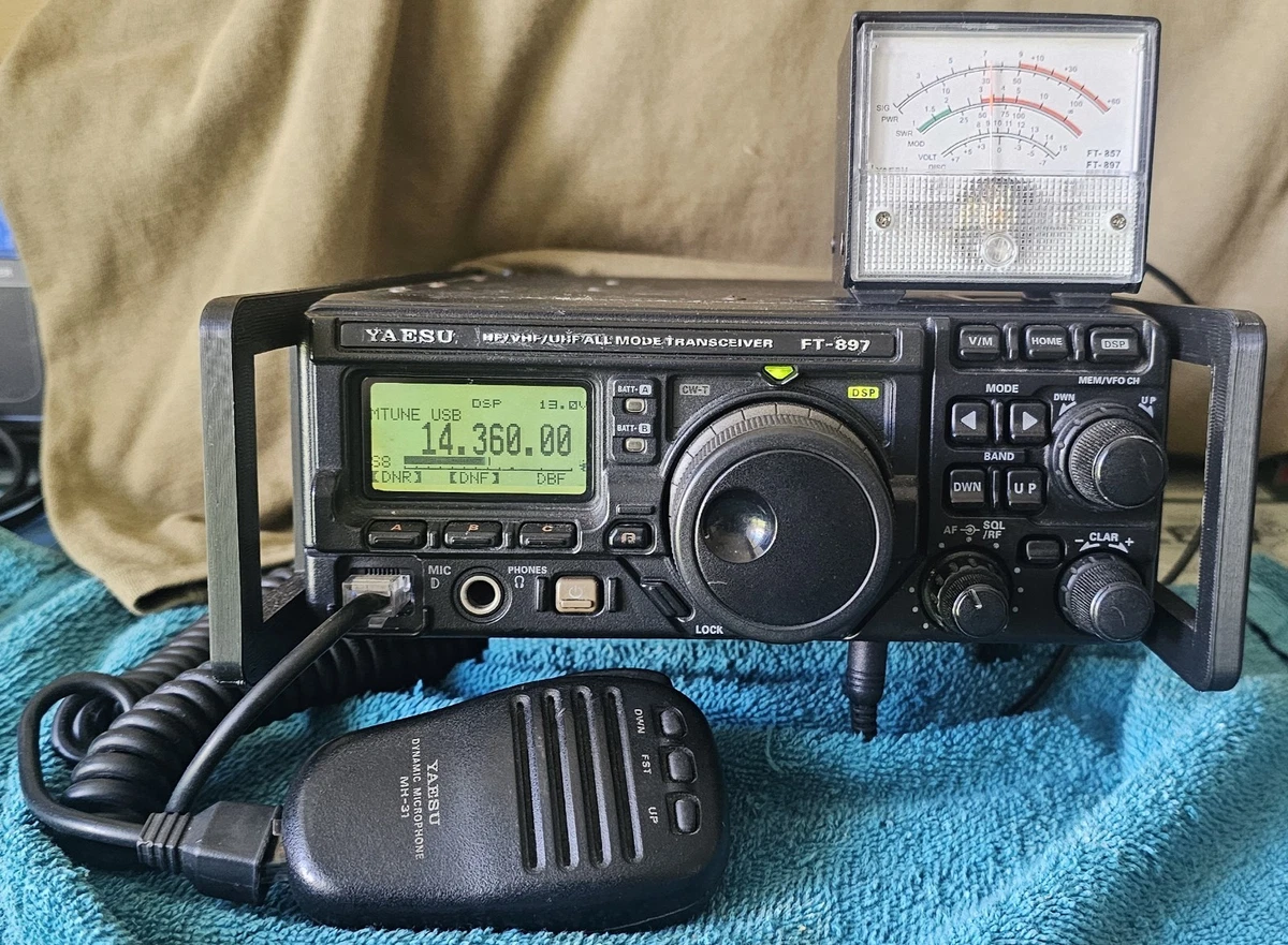 八重洲AM YAESU FT-847 八重洲無線 100W HF/50/144/430MHz 