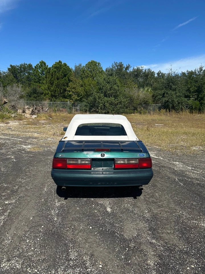 1992 Ford Mustang LX - Изображение 3 из 4