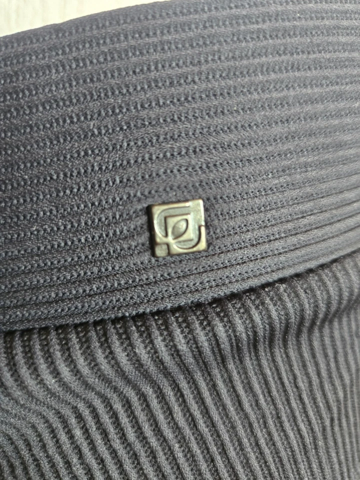 Boxer de bain noir taille M marque Les Garçons Paris dans son coffret - Photo 2/4