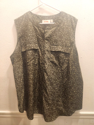Evri Womens sz 2X Green Sleeveless Button Up Blouse   #51