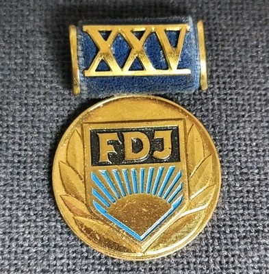 Medaille DDR: Erinnerungsmedaille zum 25. Jahrestag der FDJ 1971 Ehrengäste 