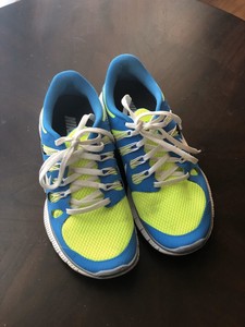 nike womens multicolor running shoes