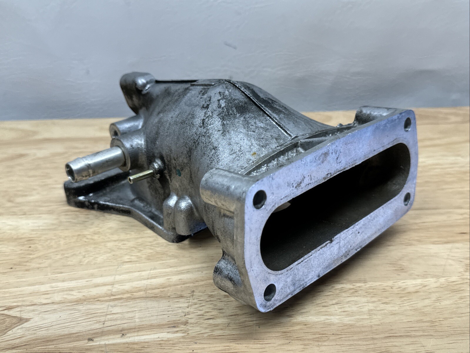 00-03 Jaguar X100 XKR XJR 4.0L S/C Throttle Body Induction Elbow XW939K426AA OEM