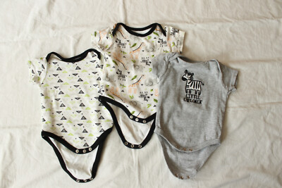 3 Bodies Chick-Pea 56-62cm/0-3Monate Neugeborene kurzarm onesie body