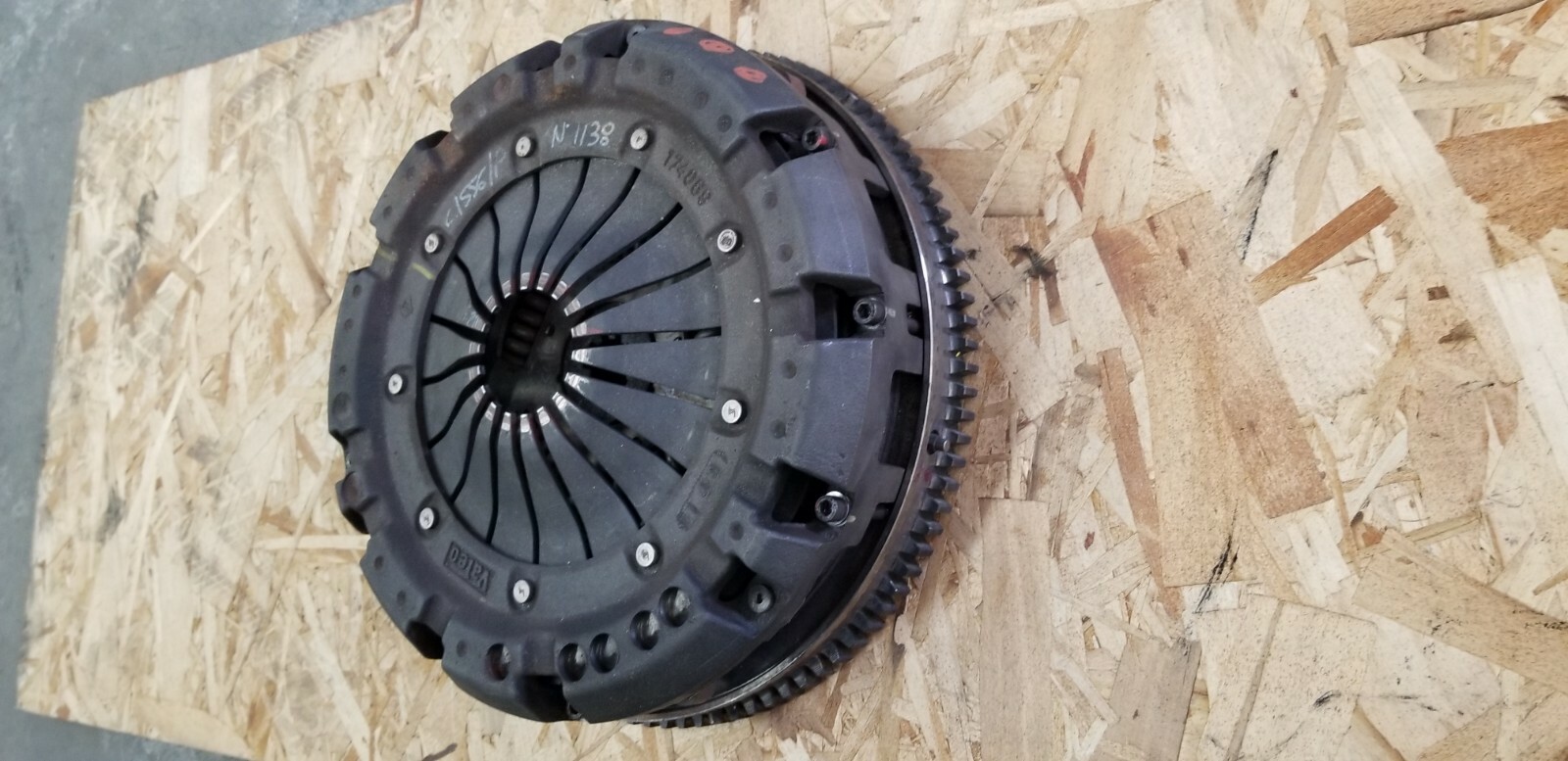 LAMBORGHINI MURCIELAGO CLUTCH FLYWHEEL PRESSURE PLATE OEM 07M105269A