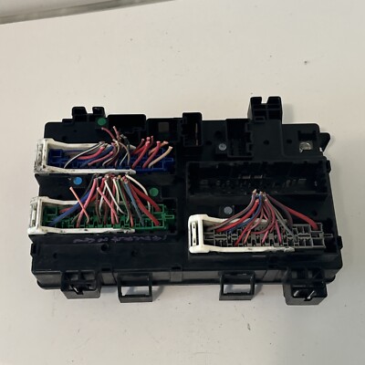 2014 DODGE DURANGO FUSE BOX MODULE RELAY OEM P6813744AC