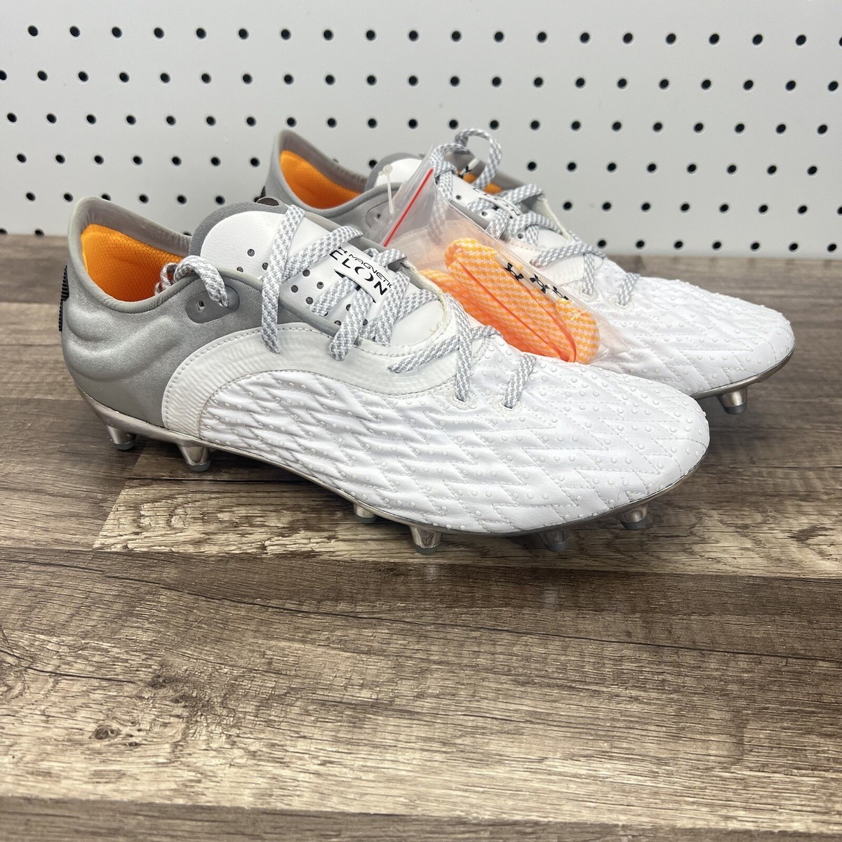 Under Armour Clone Magnetico Pro 2.0 FG White 3025640-100 Soccer Men Sz 11.5 Under Armour Clone Magnetico Pro 2.0 FG White 3025640-100  main image 3