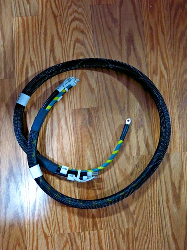 480 Volts 3 phase 4 wire cable 4" feet Long -6 AGW E80256 (UL) 600Volts -ground