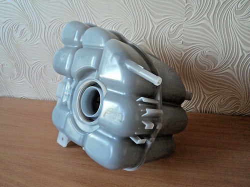 Porsche Cayenne 4.8 3-3.6  958 92A Facelift Coolant Expansion Tank OEM 7P0121407 - Bild 11 von 12