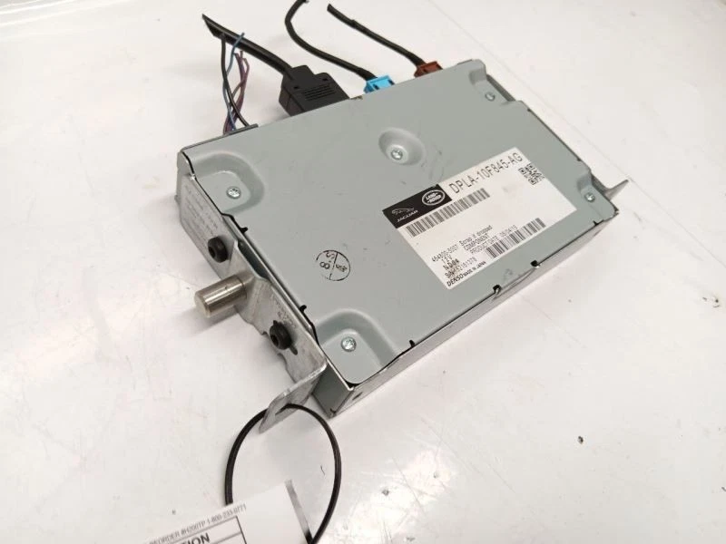 Блок управления коммуникационным модулем 14-17 Jaguar F-Type DPLA10F845AG - Изображение 3 из 4