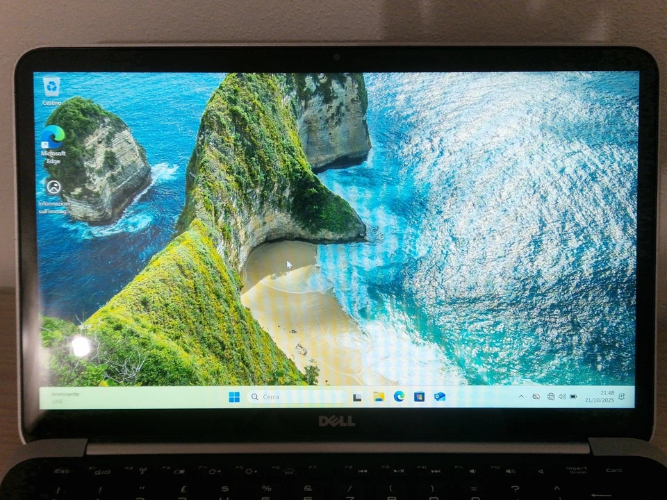 PC Portatile Dell XPS 13 9333 - Intel Core i5 - 8GB RAM - 120GB HDD SSD - Immagine 2 di 4