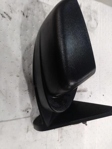Used Right Door Mirror fits: 2016 Jeep Patriot moulded in black manual Right Gra