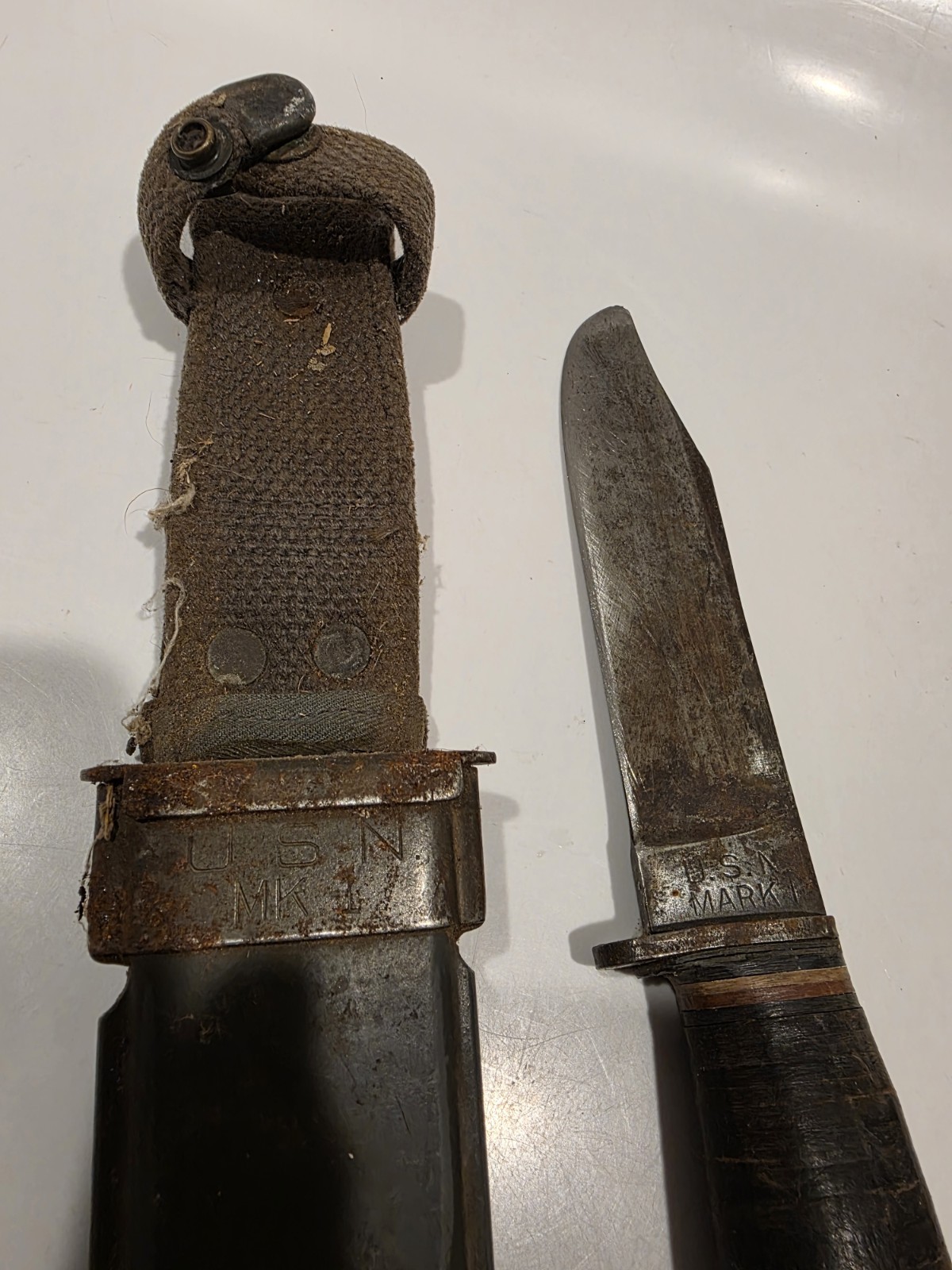 Vintage US Navy U.S.N. Mark 1 PAL RH35 Fighting Knife With Sheath