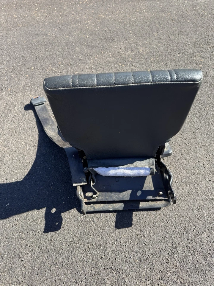 Camión Chevy S10 GMC Sonoma S15 1998-04 panel de asiento plegable para pasajero trasero Foto 3 de 4