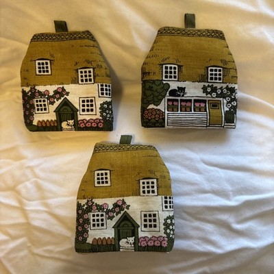 Vintage Pat Albeck Cuckoobird Egg Cosy x3  Country Cottage Design centre London