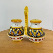 El Frate Deruta Italy Handpainted Ceramic Salt & Pepper Shaker with Tray Holder