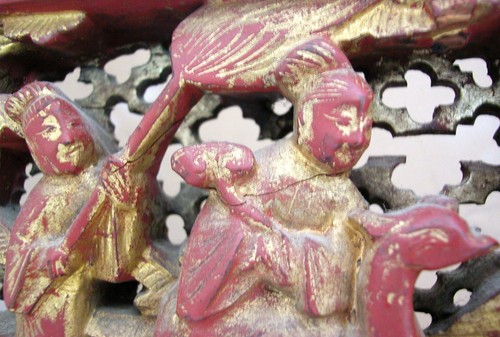 Antique Chinese Carved Gold Gilt & Red Wood Panel w/ Immortal on Crane (15.6" ) - Picture 10 of 12