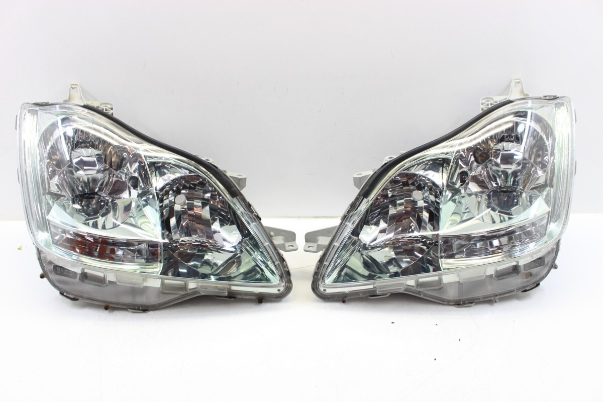 03 05 Toyota Crown Athlete Grs180 1 Pair LH RH Headlights AFS HID
