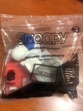 NIP 2018 Mcdonald's Peanuts Snoopy Happy Meal Toy 3 ASTRONAUT SNOOPY TOP wOw 