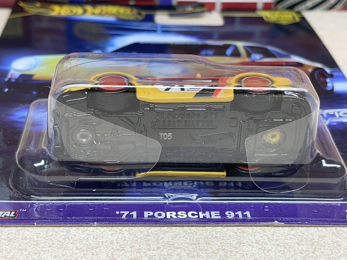 1/64 Hot Wheels Premium Car Culture Circuit Legends '71