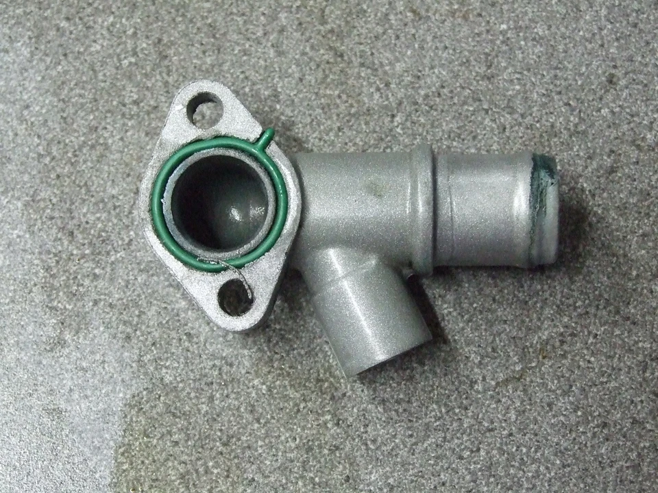 Ducati ST3 cilindro trasero refrigerante de agua colector trozo sostiene sensor de temperatura Foto 2 de 2