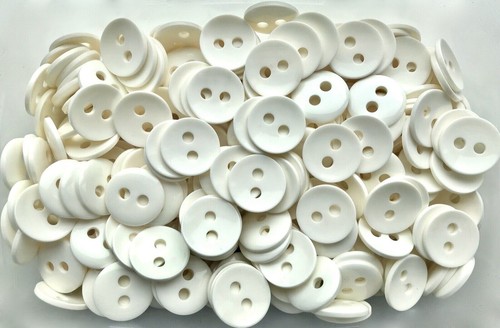 Buttons 25mm 40L Ivory White Soft White Coat Polished 2 Hole Craft Button (W441) - Picture 11 of 24