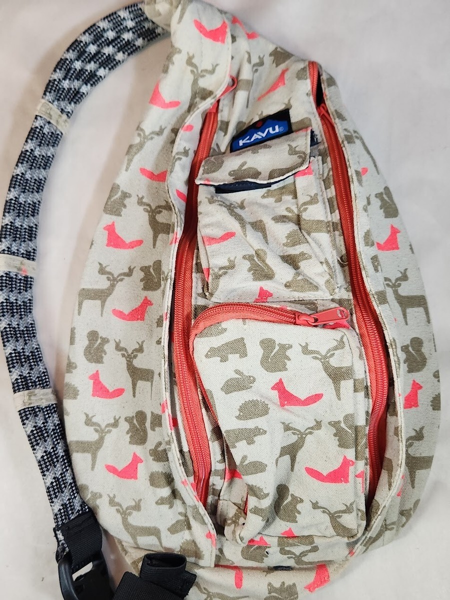 KAVU Rope Bag Forest Animals Sling Crossbody Wildlife Pack 20 x 11 x  Light Use