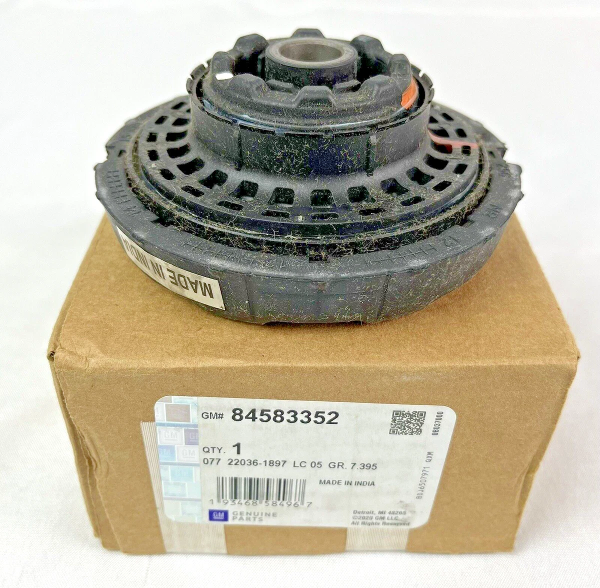 GM Genuine Parts 84583352 Suspension Strut Mount - 193468584967 