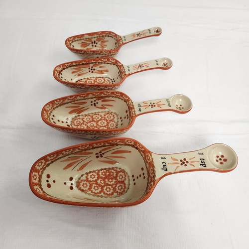 Temptations Old World SPICE Measuring Cups Spoons Nesting Set of 4 Burnt Orange - Picture 2 of 10