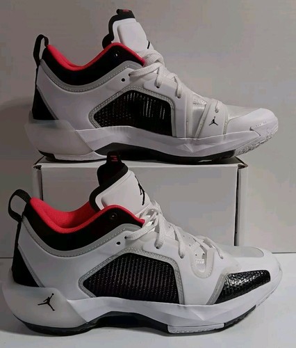 Air Jordan 37 XXXVII Low Shoes White Black Red DQ4122-100 Men's Size 11 - Picture 2 of 15