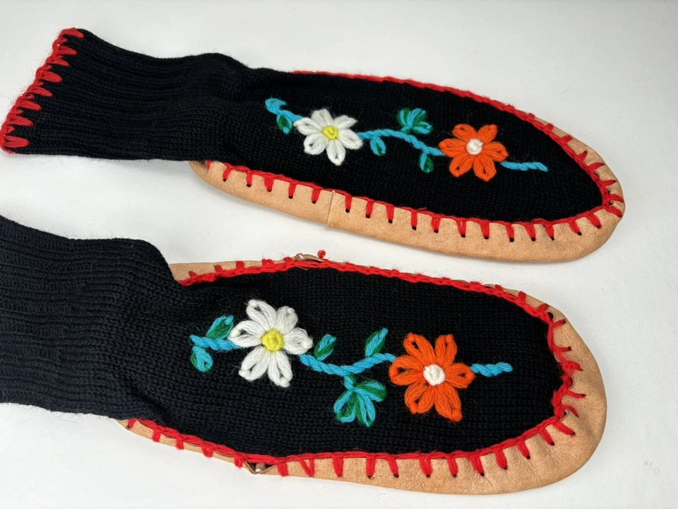 NUEVAS Zapatillas Mocasín Bordadas Cuero Genuino 100% Lana Calcetines Combo Medianas Foto 4 de 4