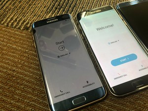 Samsung Galaxy S7 Edge Sm G935 32gb Gold At T T Mobile Unlocked Black Spot Ebay