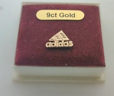 9 quilates oro amarillo 375 único Adidas equipo tachuelas pendiente mariposa cierre