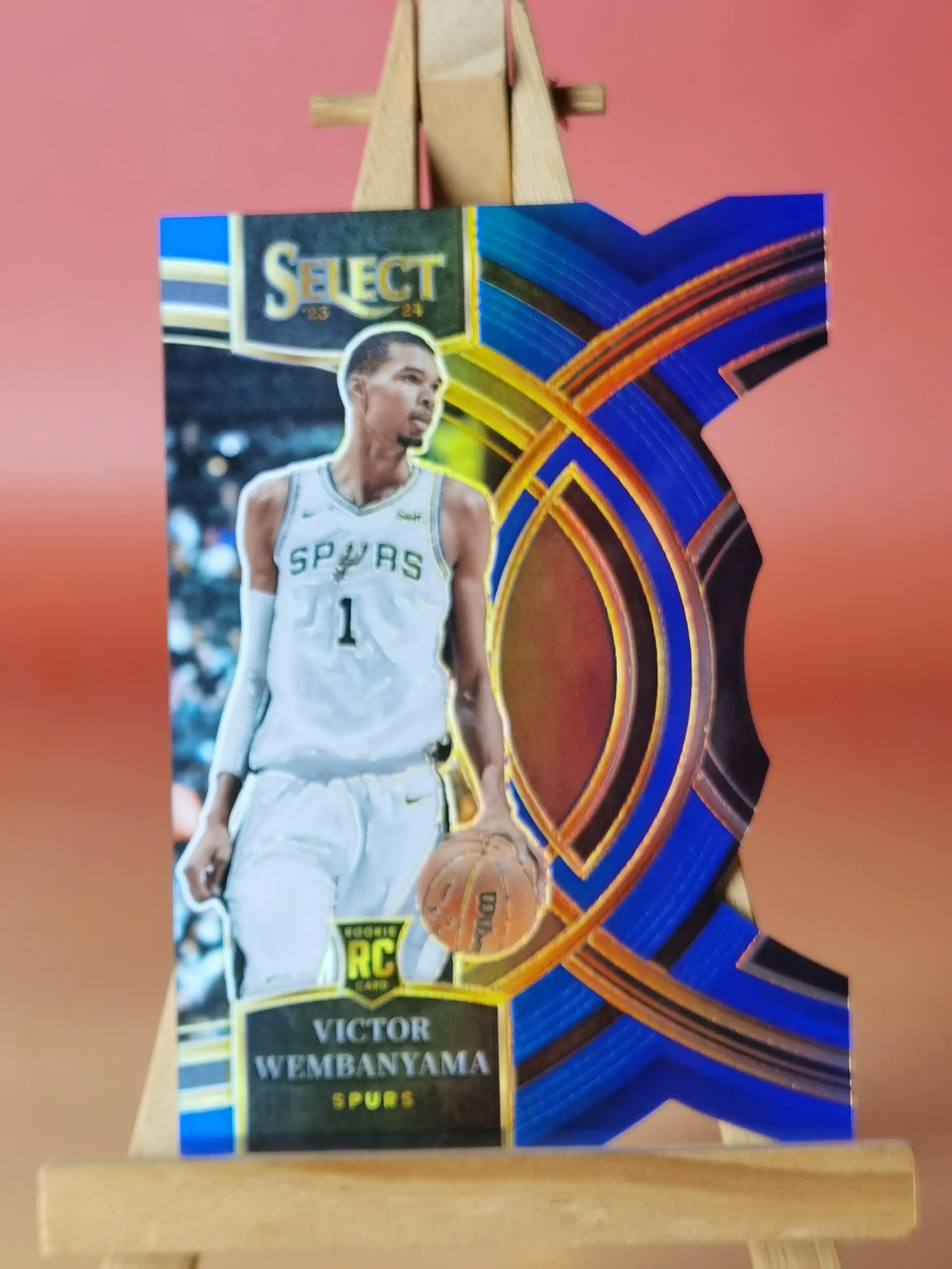 Victor Wembanyama 2023-24 Panini Select /249 RC Blue Die-Cut #121-622.750 KV89