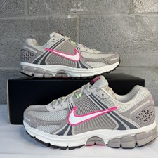Nike Zoom Vomero 5 Color Grey /Sail Women's SIZE 10 Men's 8.5 IH0278-033
