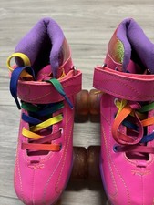Niños Talla 3 Patines Cuádruples Rosa Ruedas Iluminadas Cordones Arco Iris Chicago Dream