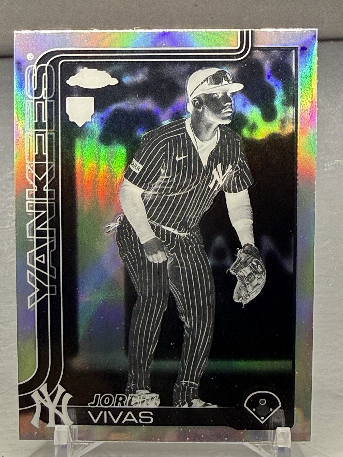 2025 Topps Chrome Update Jorbit Vivas Negative Refractor USC113 Yankees