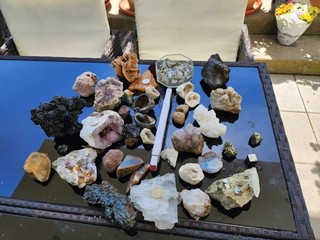 Tolles Mineralien Konvolut / Sammlung – Kristalle Pyrit & Drusen